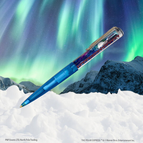 Train moving pen full view
